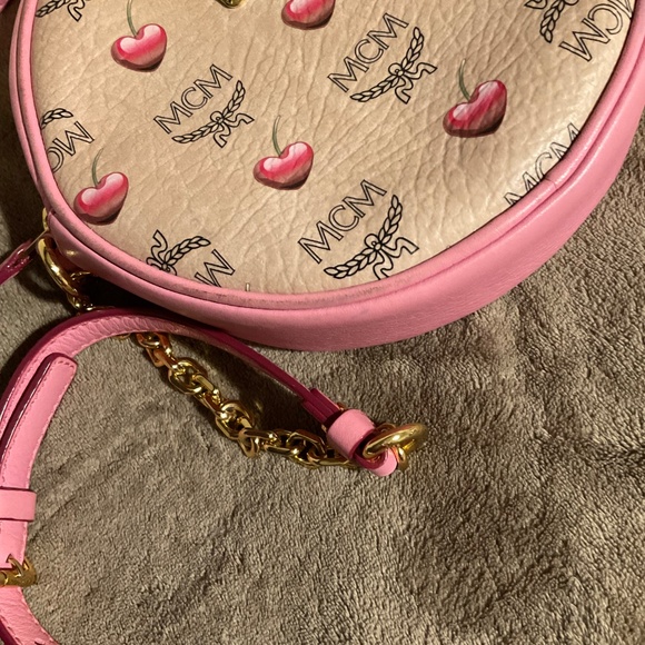 MCM Round Pink/Tan w/Cherries and Gold Chain Crossbody - Picture 5 of 16